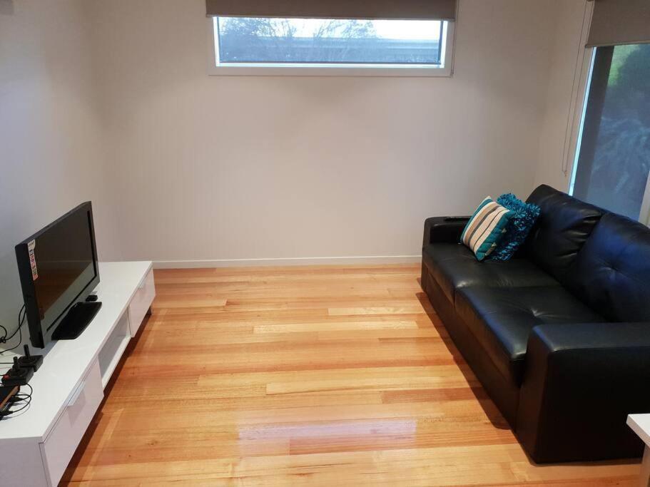 Venus Haven - Beach 1, Linen, Wifi, Netflix Venus Bay Exterior photo